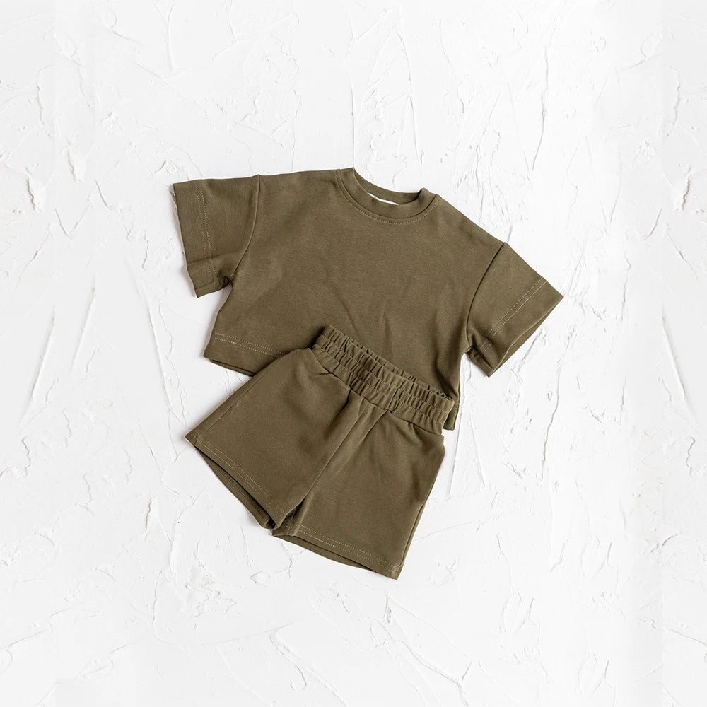 Novi Set – Shirt & Shorts